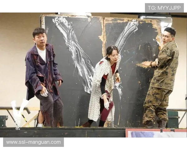 话剧《死无葬身之地》在上海上音歌剧院连演三场 话剧《死无葬身之地》在上海上音歌剧院连演三场