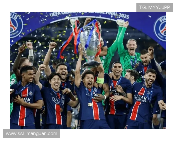 巴黎圣日耳曼欧冠夺冠后庆祝活动演变为骚乱,全境近600人被捕 巴黎圣日耳曼欧冠夺冠后庆祝活动演变为骚乱,全境近600人被捕