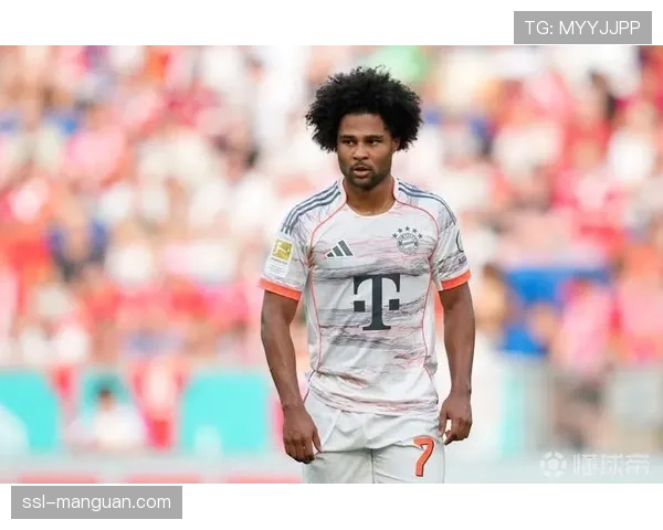 拜仁官方确认格纳布里右大腿内收肌撕裂，赛季提前报销